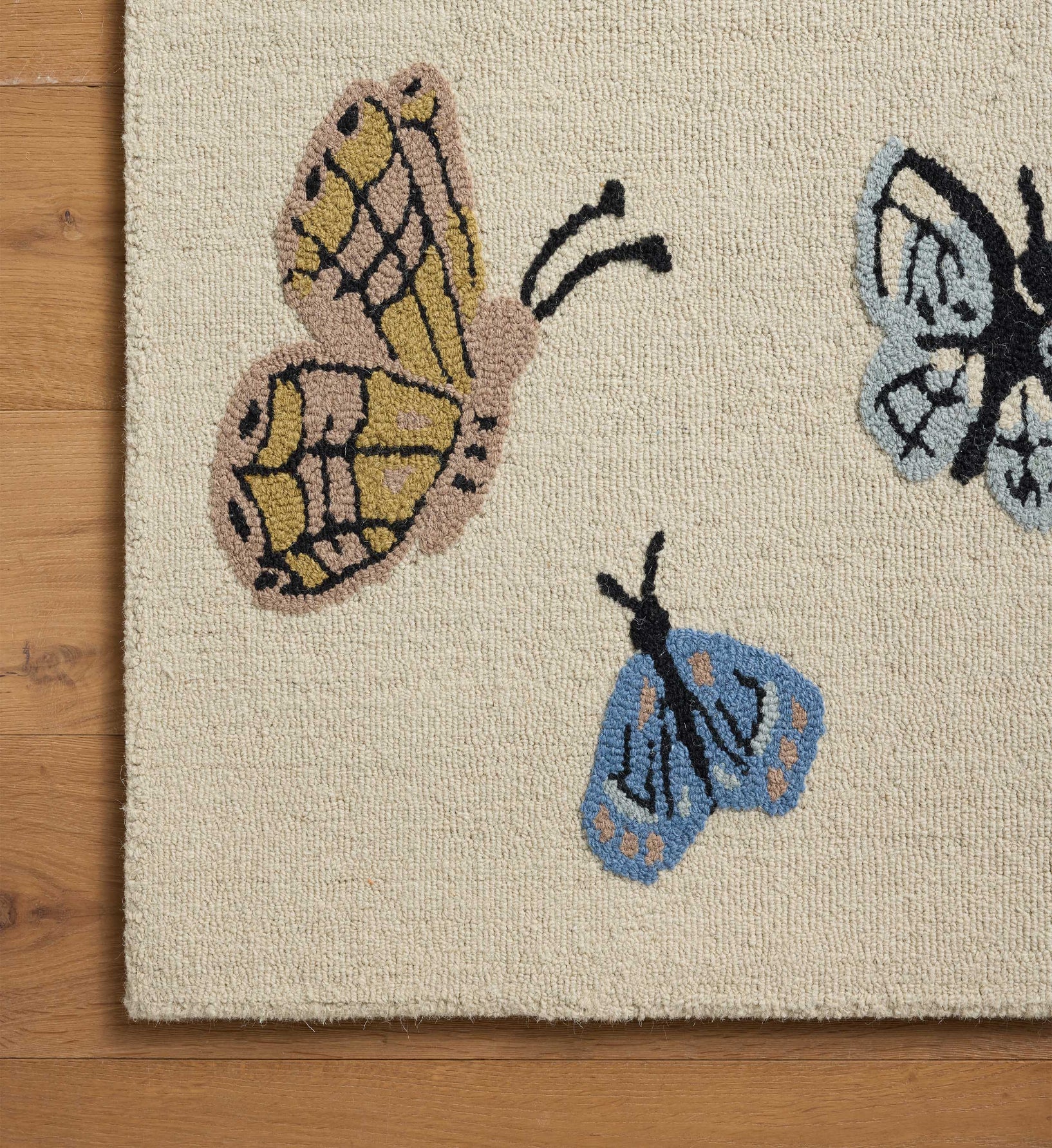 Highgrove Butterfly House Wool Hooked Rug - Cream - Image 3