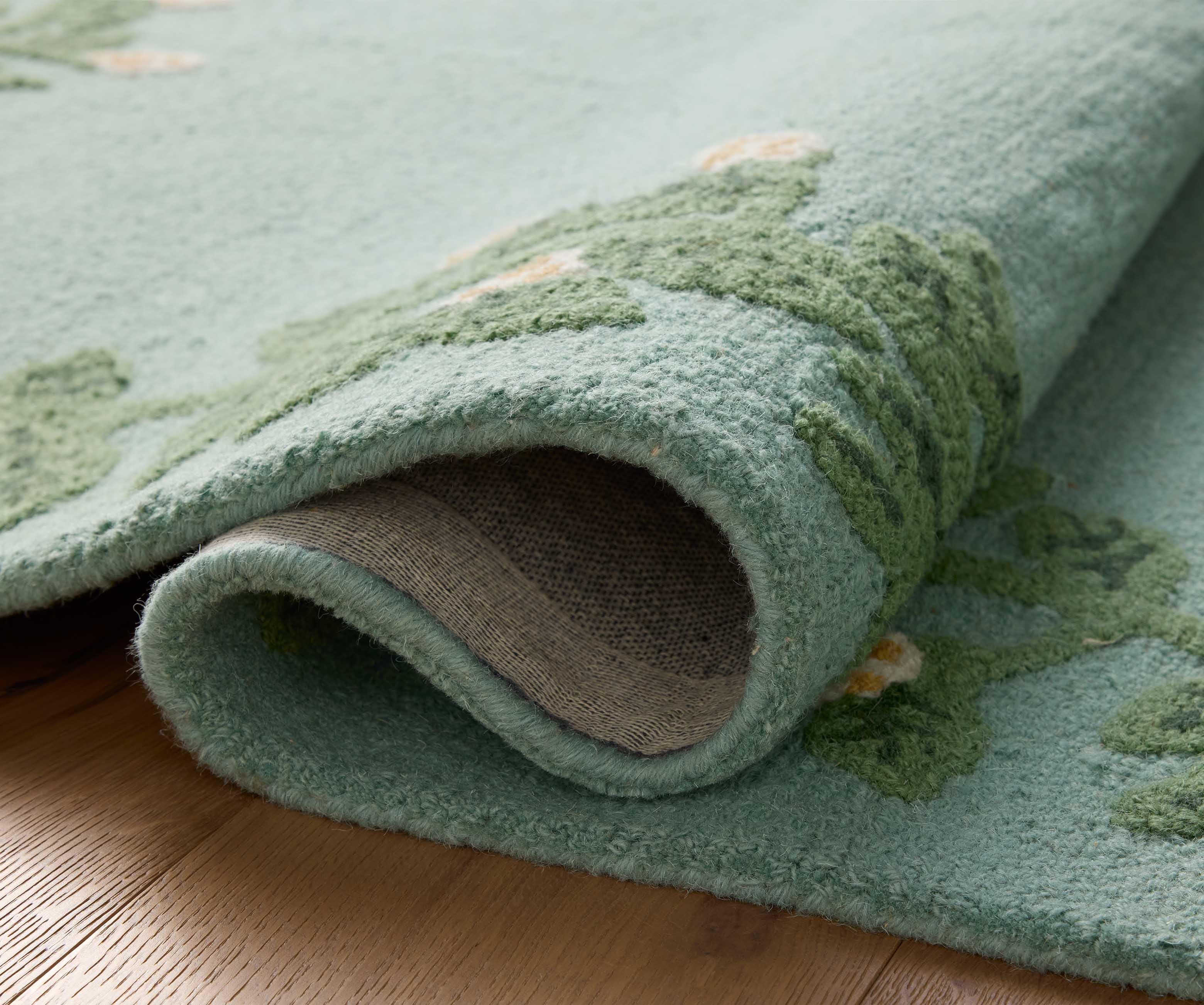 Highgrove Climbing Vines Wool Hooked Rug - Blue - Image 4