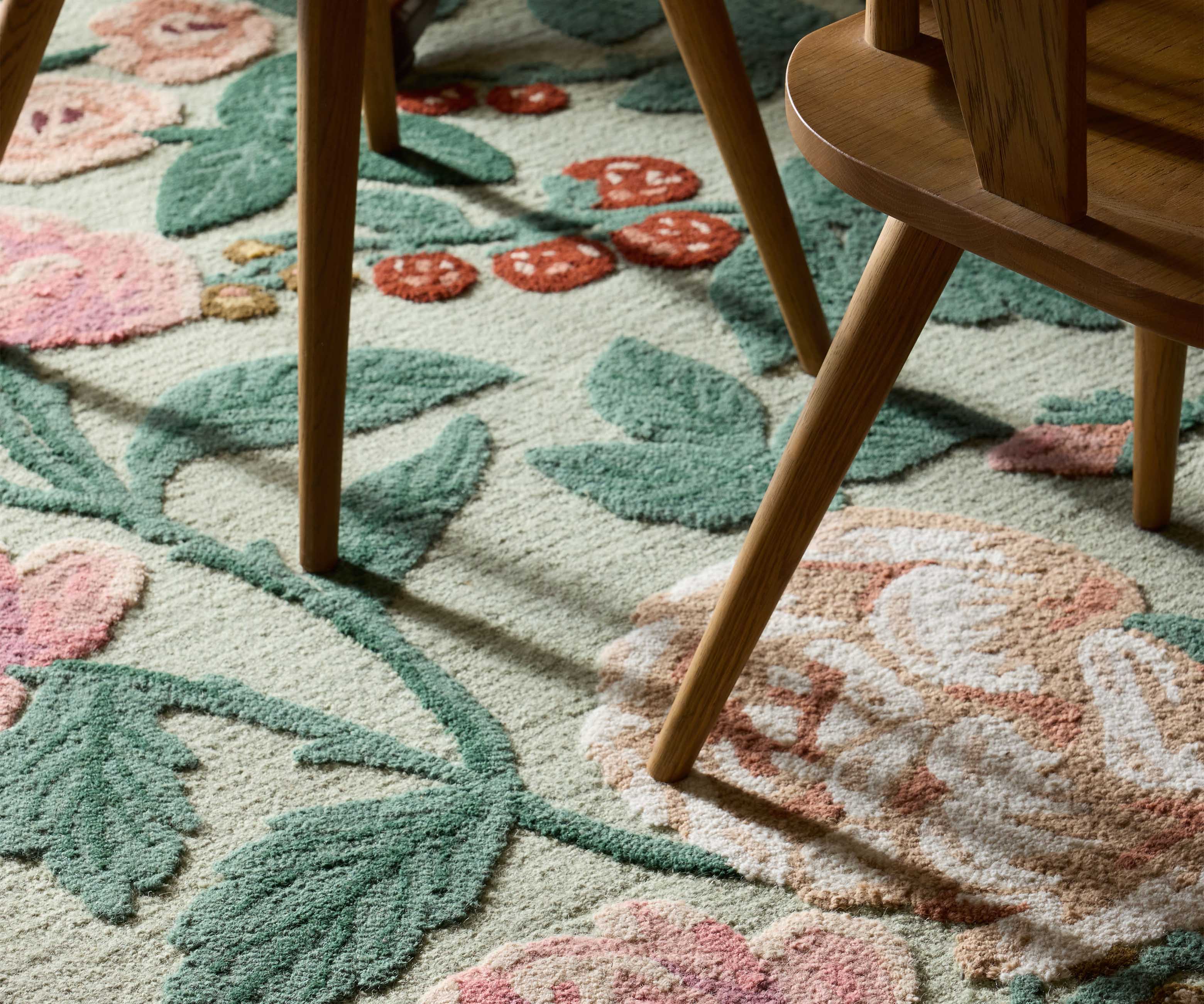 Highgrove Roses Wool Hooked Rug - Mint - Image 2
